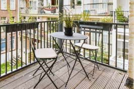 Petit salon de jardin pour balcon : notre sélection gain de place.