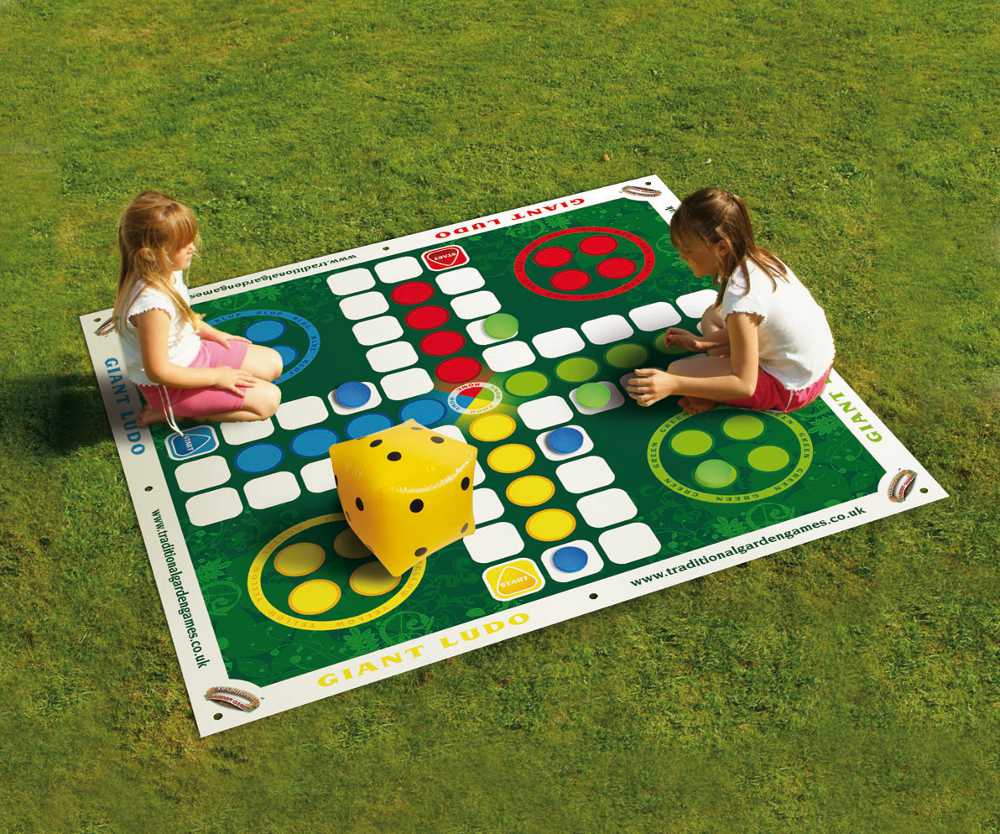Jeu de Petits chevaux de jardin g�ant