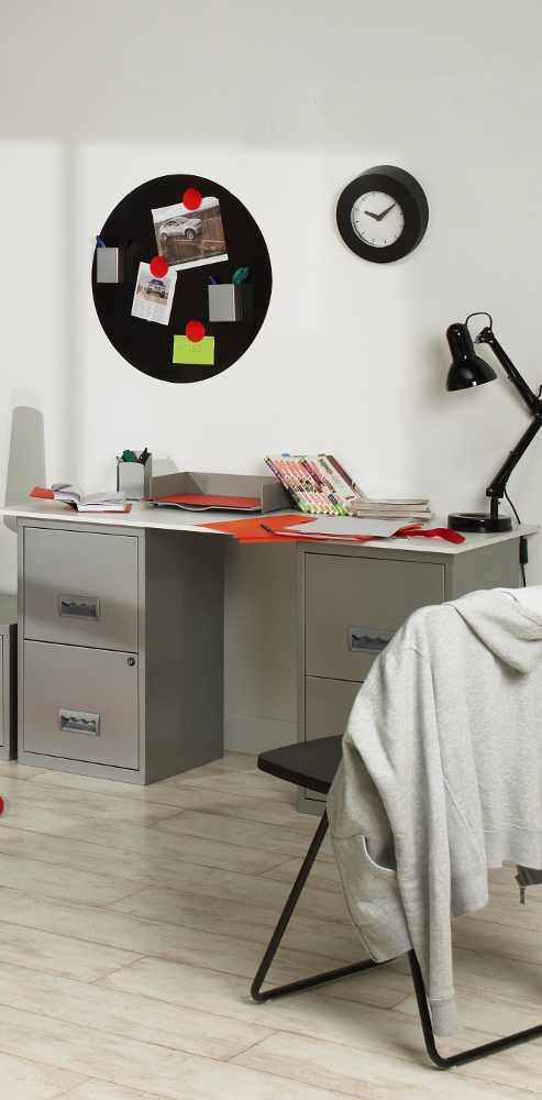BUREAU ETUDIANT DESIGN EN METAL
