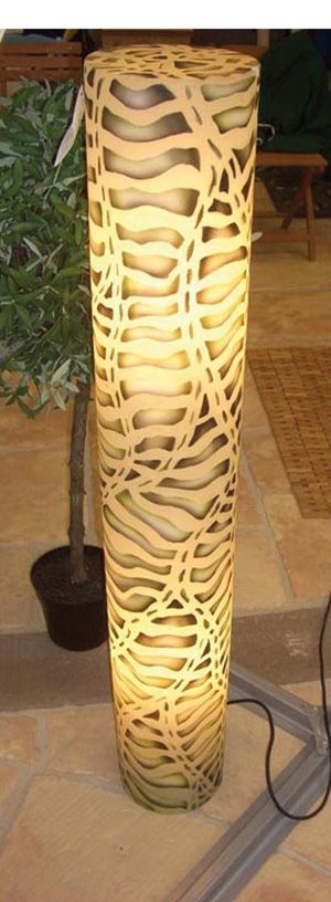 COLONNE LUMINEUSE DESIGN PYTHON