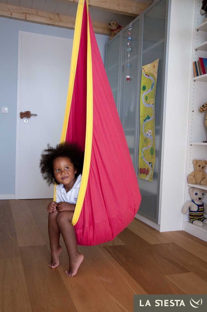 Nid Hamac rouge en coton pour enfant