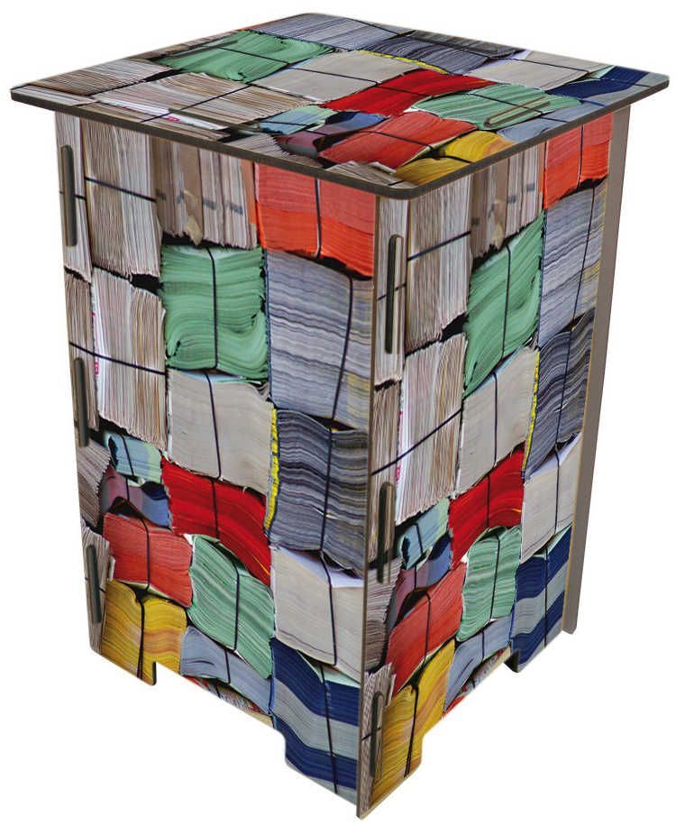 TABOURET DECO EN BOIS JOURNAUX
