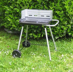 SOMAGIC BARBECUE AVEC CUVE