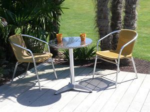 image_ENSEMBLE BISTROT AVEC FAUTEUILS EMPILABLES