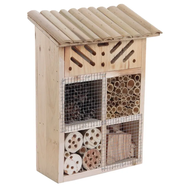 Maison à insectes en bois et bambou