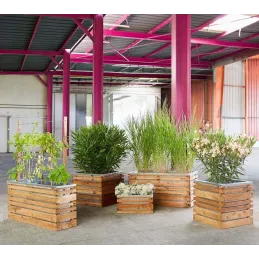 Bac à fleurs 110 litres Lign Z avec treillis