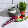 Pince de cuisine en silicone coloré