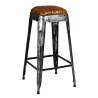 Tabouret haut en métal vieilli et cuir de buffle