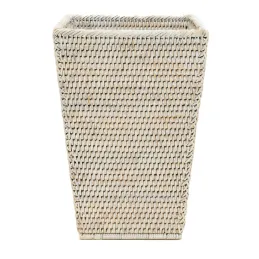 Corbeille à papier en rotin
