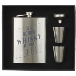 Fiole à whisky avec shooters et entonnoir
