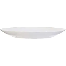 Assiette en porcelaine avec liseré doré