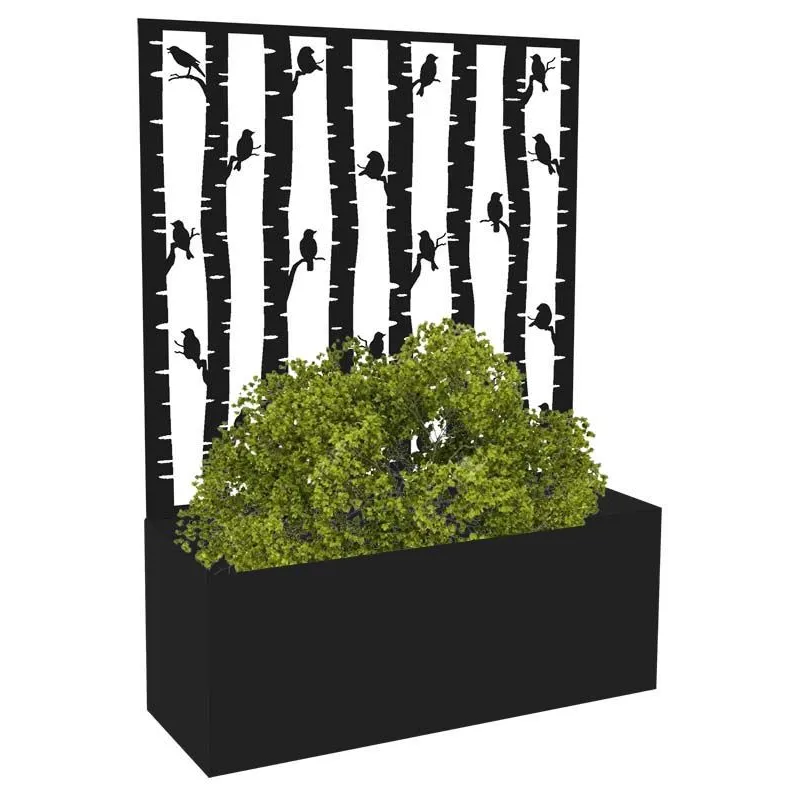 Jardinière en fer avec treillis