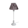 Lampe en bois et coton à pois