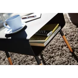 Table de chevet moderne en métal et bois
