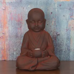Bouddha en magnésie avec bougeoir intégré