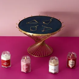 Bougie parfumée en bocal avec bijou surprise
