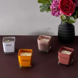 Bougie parfumée carrée Nude 7 cm