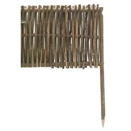 Bordure en noisetier