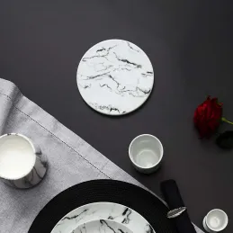 Dessous de plat en porcelaine effet marbre 18 cm