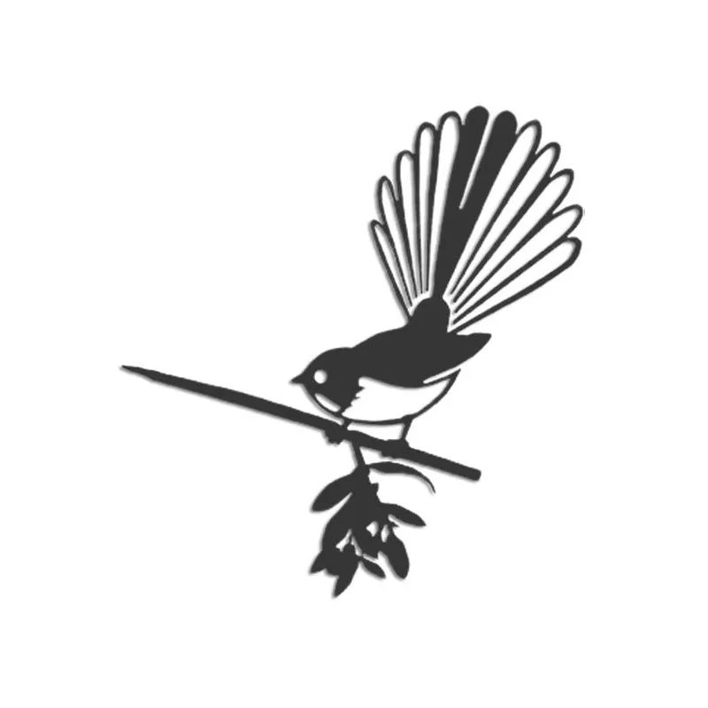 Oiseau sur pique rhipidura en acier corten