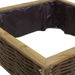 Potager carré en noisetier et pin