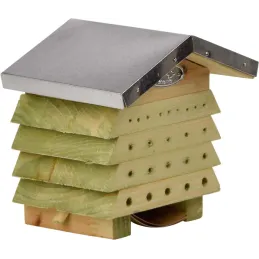 Refuge à abeilles en bois et zinc