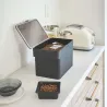 Boite à croquettes en plastique avec verre doseur Pet