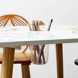 Table pour enfants avec pot à crayon intégré Monsieur Madame