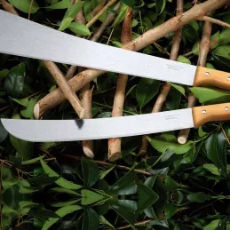 Machette en acier carbone et bois