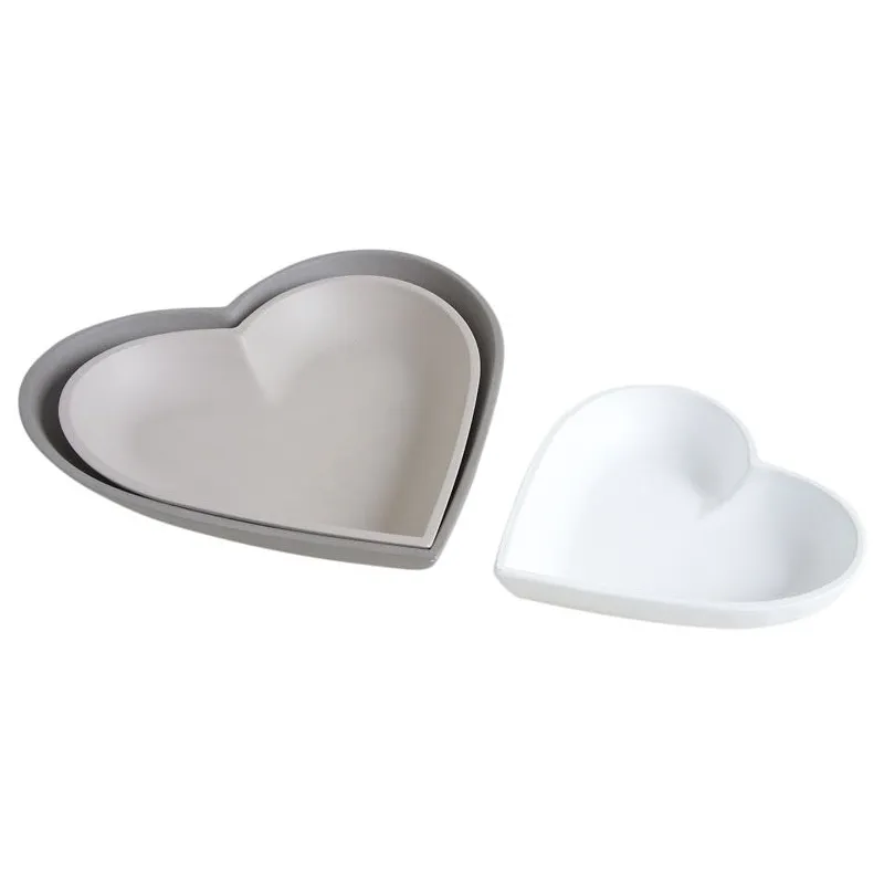 Plateaux cœurs en bois laqué (lot de 3)
