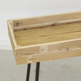 Potager sur pieds en bois recyclé