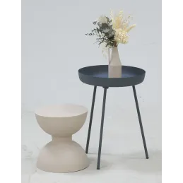 Table d'appoint ronde en métal
