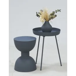 Table d'appoint ronde en métal Sablier