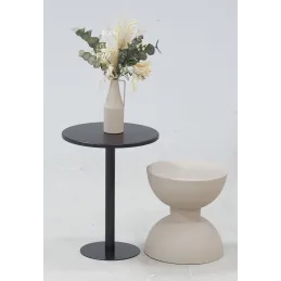 Table d'appoint en métal Guéridon