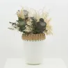 Vase en métal blanc et rotin