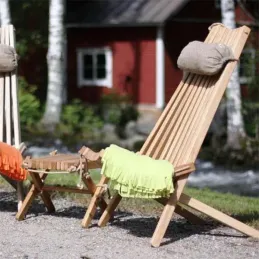 Chilienne scandinave avec repose-pieds