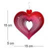 Mobile à vent coeur rouge