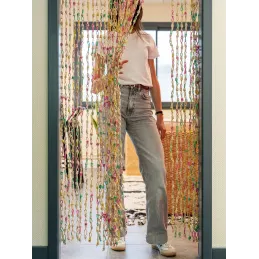Rideau de porte coloré