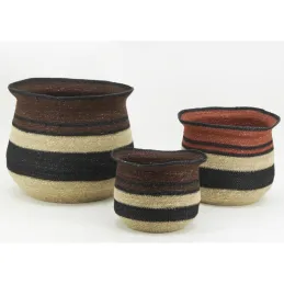 Cache-pots en jonc teinté