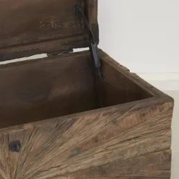 Coffre de rangement en bois recyclé