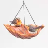 Oiseau dans bain en résine à suspendre