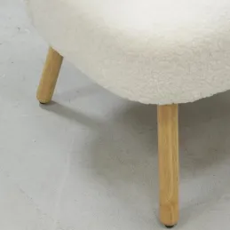 Fauteuil bois et bouclettes blanc