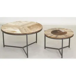 Tables rondes en bois, métal et peau de vache (lot de 2)