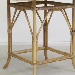 Table ronde en rotin patiné et coloré Surabaya