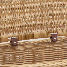 Coffre en osier buff caramel et polyuréthane