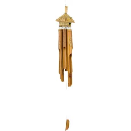 Carillon en bois avec cabane