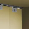 Système de montage en surface Flow en kit pour une armoire avec 2 portes coulissantes en bois avec fermeture souple.