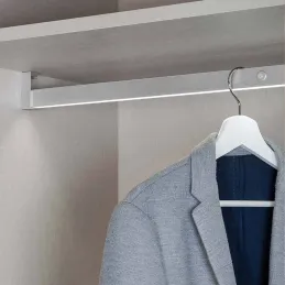 Barre de penderie pour armoire avec lumière led avec détecteur de mouvement Polux