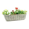 Jardinière en osier et bois