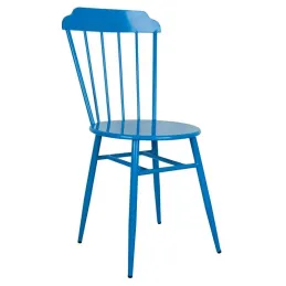 Chaise en métal bleu majorelle
